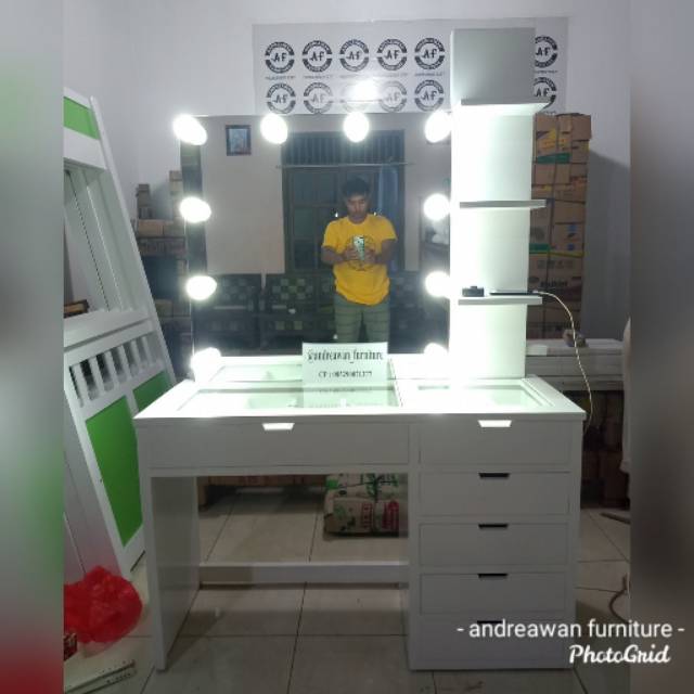 Meja rias lampu meja rias cantik meja rias minimalis meja rias kekinian  meja rias putih Furniture j