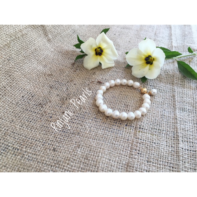 Gelang mutiara putih