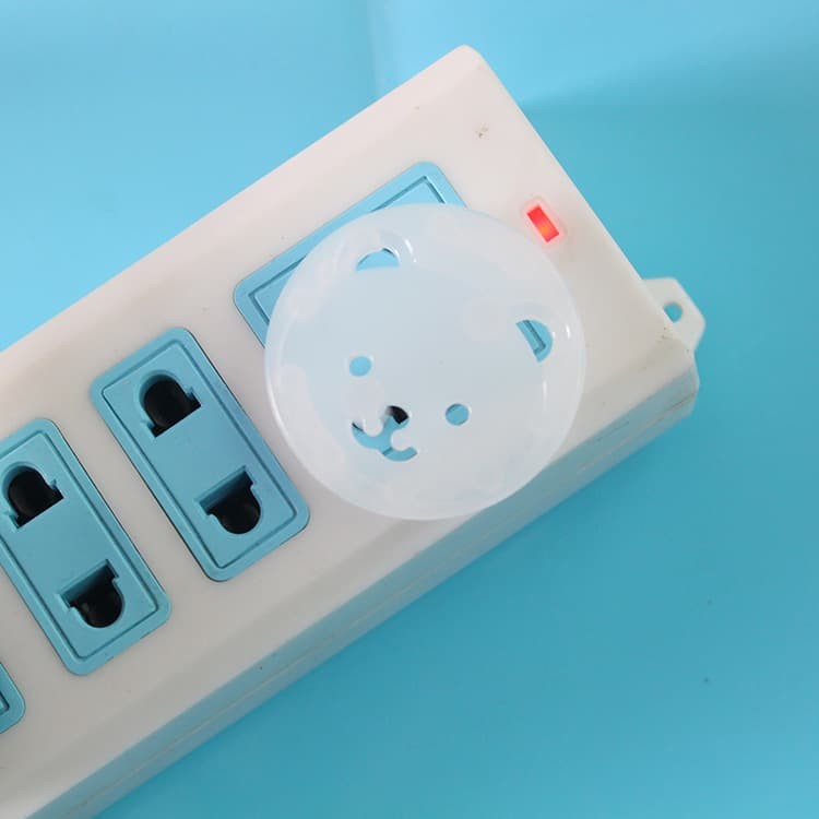 Pelindung Colokan Listrik / Pengaman Stop Kontak Bayi Plug - Protector Motif