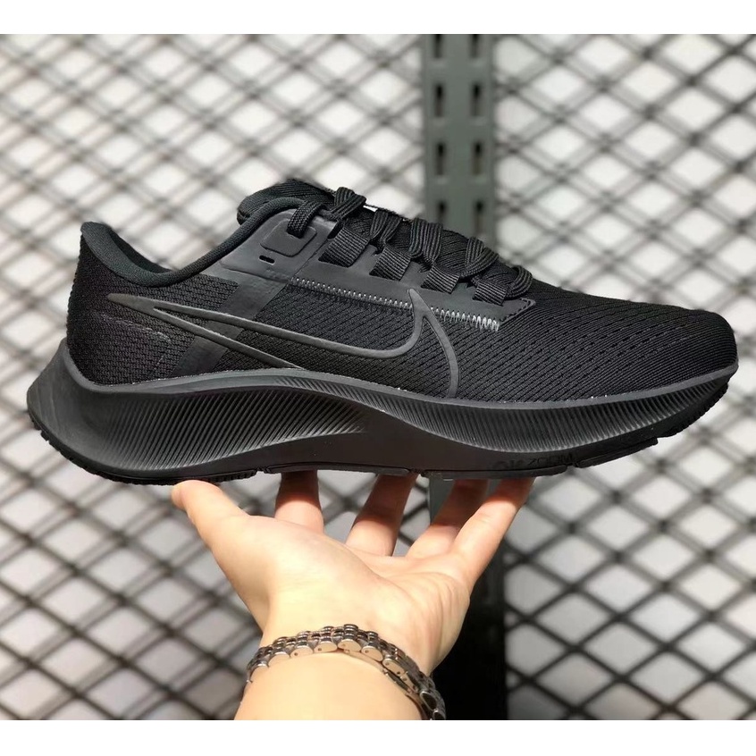 nike pegasus 38 triple black