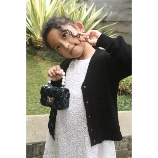 MARISKA CARDIGAN OVERSIZE RAJUT LENGAN PANJANG WANITA BAHAN TEBAL KANCING 5 OUTER KARDIGAN KEKINIAN-Kids Hitam