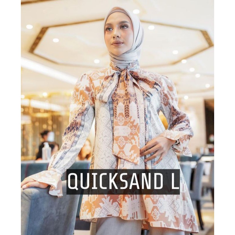 Pila Bow Blouse by Klamby