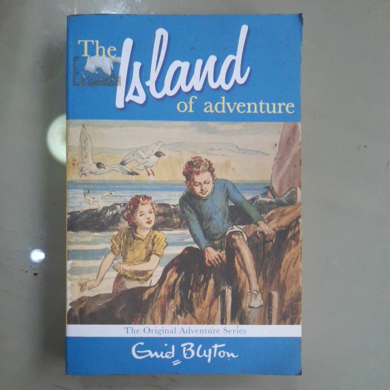 novel langka the original adventure series - the island of adventure by enid blyton