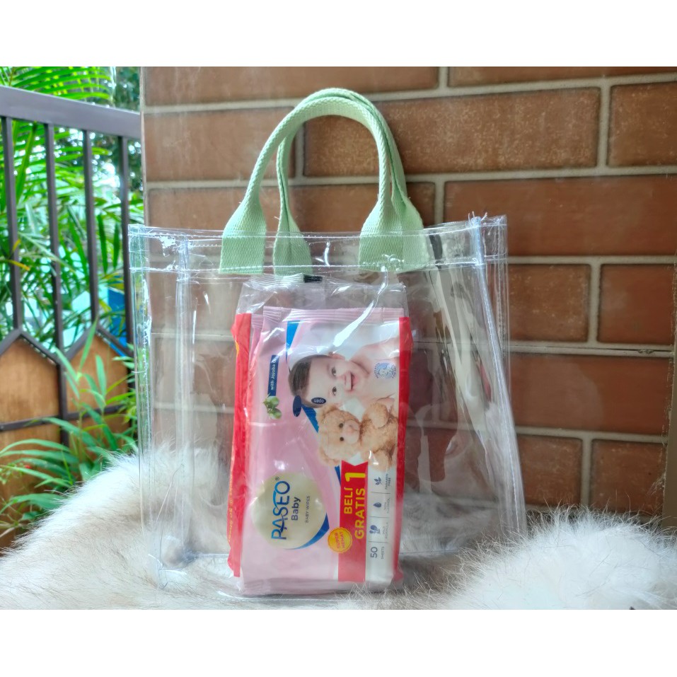 

TAS MIKA PVC PLT 25*10*20 CM TALI WEBING
