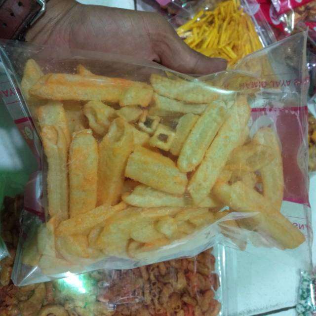 

Kentang Rasa Balado, keju, original Keriuk Renyah dan Gurih