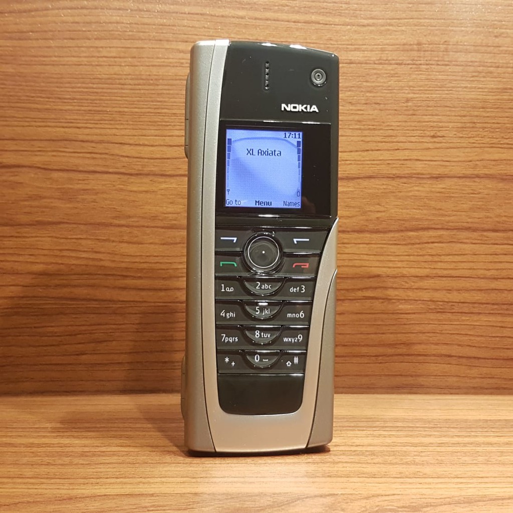 HP Handphone Nokia 9500 Communicator Mulus Original not 9210 atau 9300 atau 8800 atau Sirocco