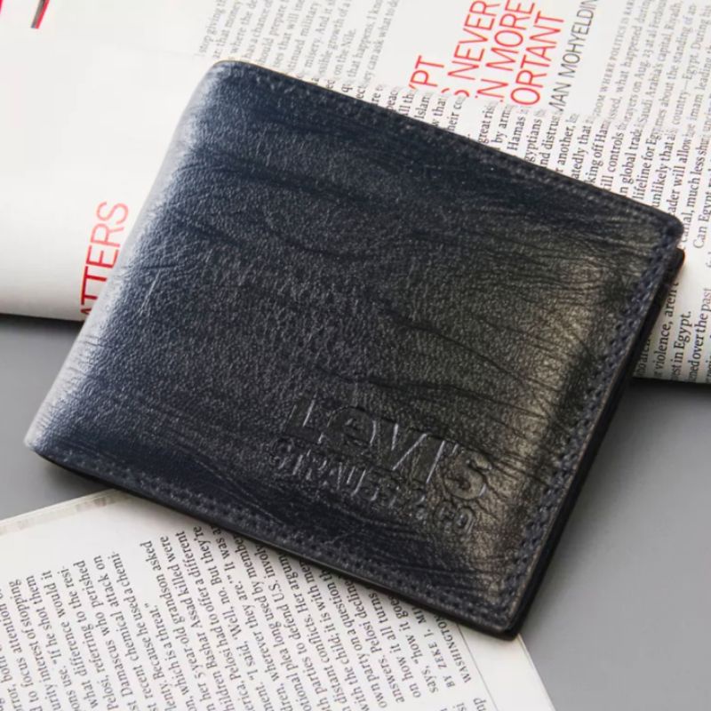 Baru!! Dompet pria simpel dan elegan sudah berikut bok dompet