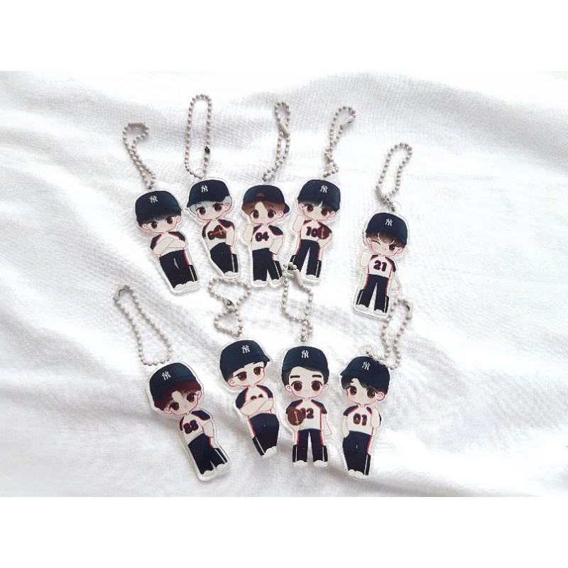 EXO - Love Me Right Acrylic Keyring