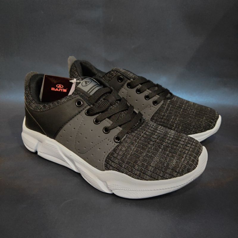 Sepatu Casual Pria Dans Peyton (Black)