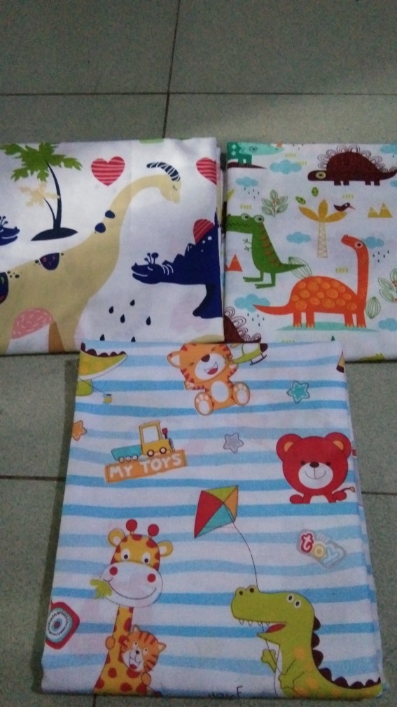 Jurassic - Kain Sprei Katun Lokal Meteran Star Bintang Kecil