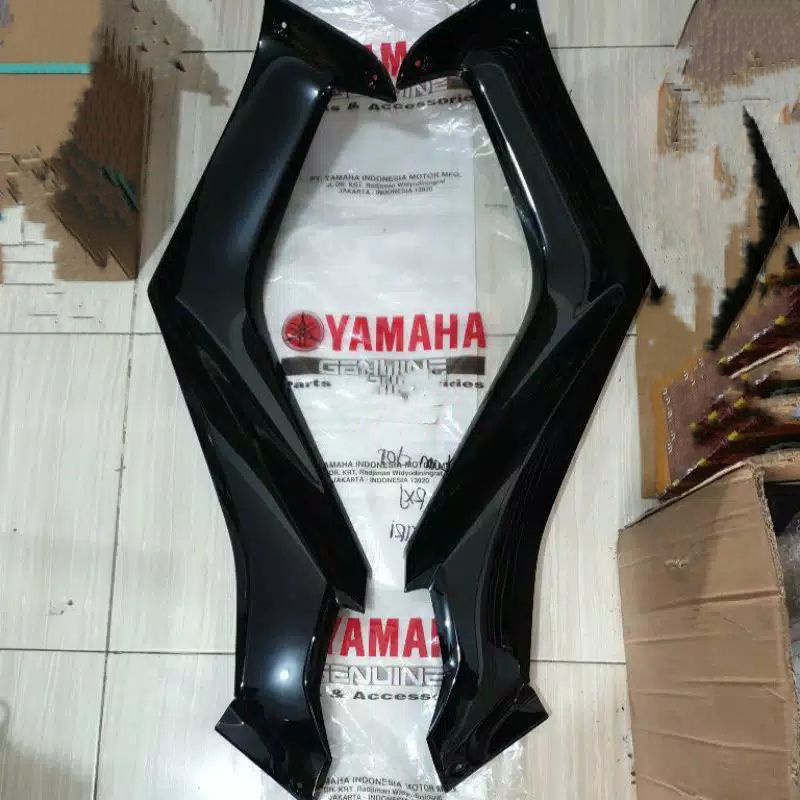 Cover samping deltabox Yamaha Nmax Old original Hitam
