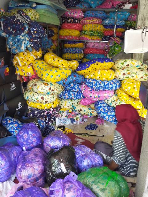 1 Sofa bayi GRATIS baby eye mask-4