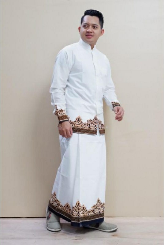 Batik Solo Modern Motif Tumpal Putih Setelan Sarung Dan Koko(full Furing)