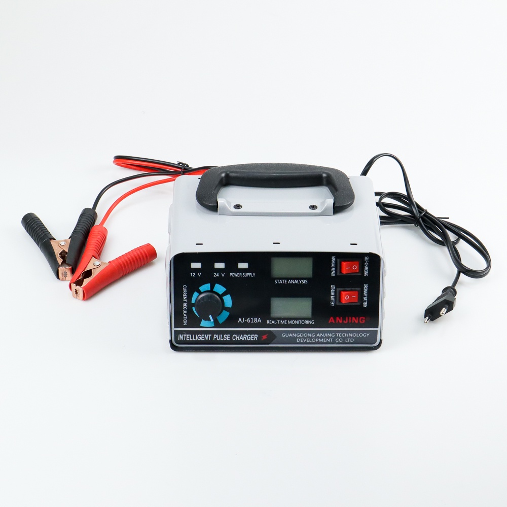 Charger Aki Mobil Motor 400W 12V/24V 400Ah + LCD - AJ-618A