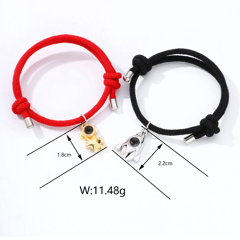 Fancyqube 2pcs Gelang Tali Karet Aksen Batu Magnet Bentuk Astronot Untuk Pasangan