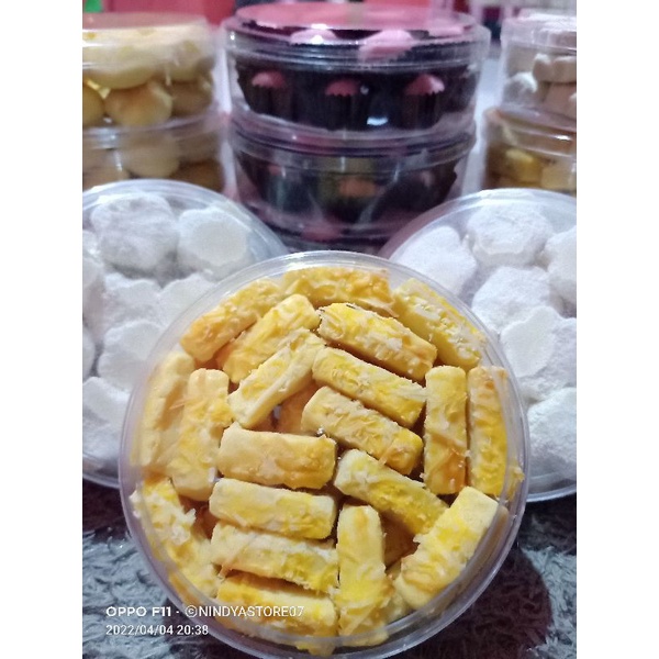 

kue kering lebaran murah 3toples