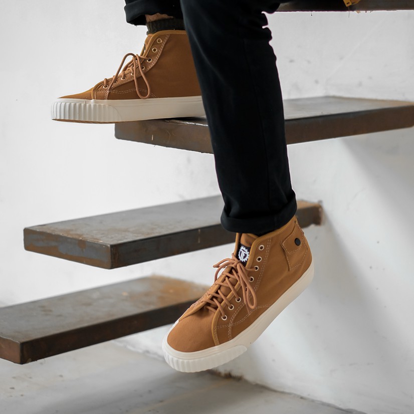 Harvey High Brown | 39-44 | Sneakers Pria Canvas Coklat High Hi Strap Simpel Laki Casual Velcro | FORIND x Tragen