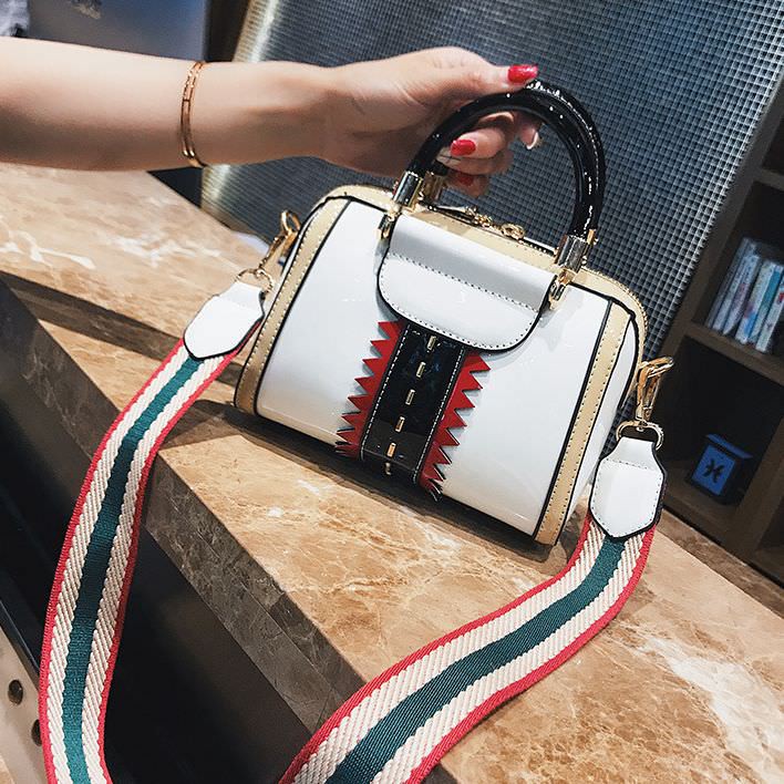 GH682315 WHITE/RED/PINK/BLACK TAS IMPORT / TAS WANITA / TAS PESTA / TAS FASHION