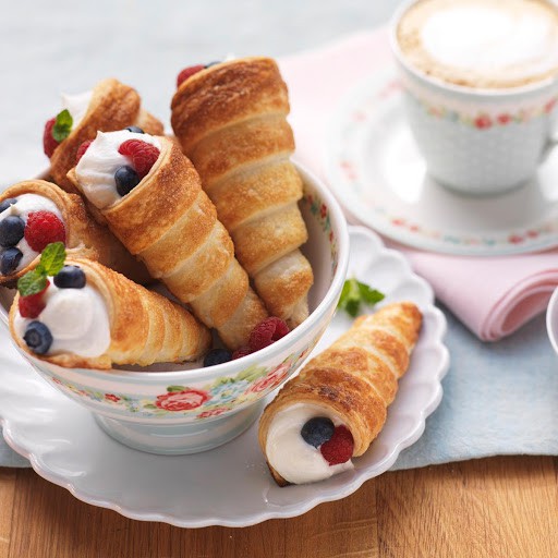 

Ssl09 PUFF PASTRY STELLA 750GR PUF PASTRI PICNIC ROLL KULIT PISANG MOLEN BASE EGG TART STRUDDLE
