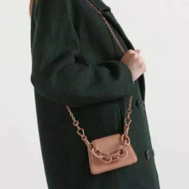 Tas Charles and Keith cnk chunky mini sling bag pink