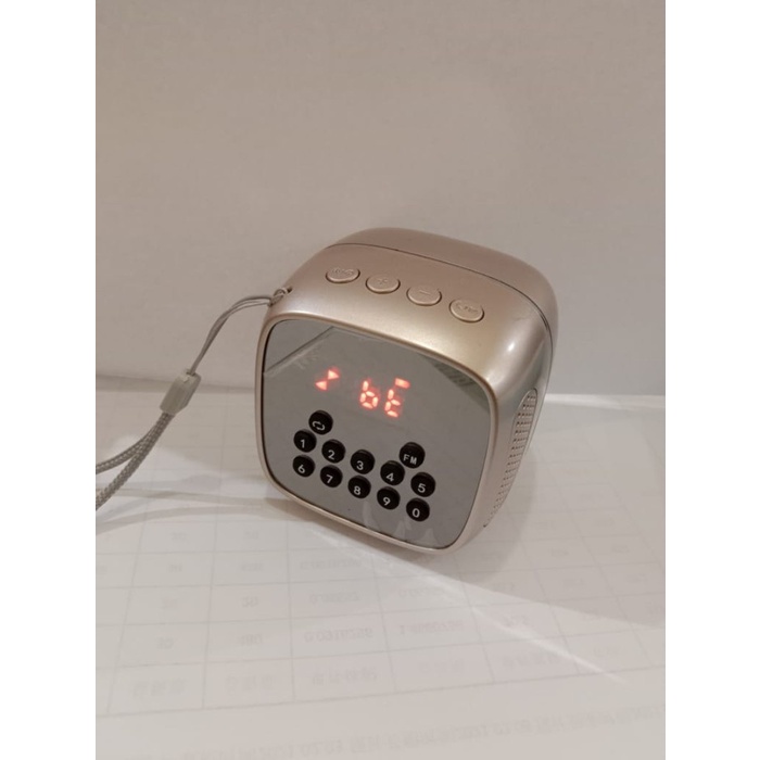 Speaker Mini Bluetooth Digital FM Radio - rose gold(S4P4) Speaker Music Box Speaker ortable Wireless