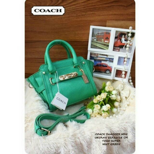 coach swagger mini hijau