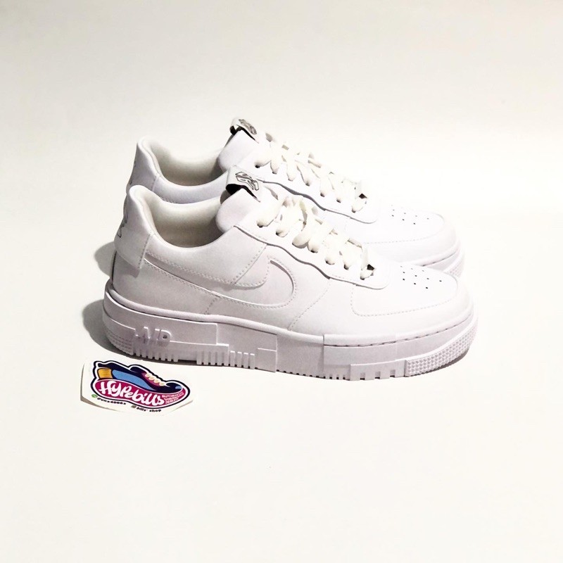 NIKE AIR FORCE 1 WOMENS PIXEL WHITE BLACK SAIL ORIGINAL