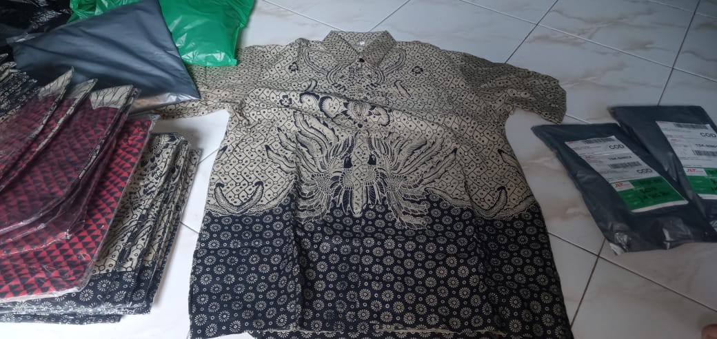Kemeja Batik Pria Lengan Panjang Size M L Xl Xxl Bswart Batik Hrb026 Kenango Hem