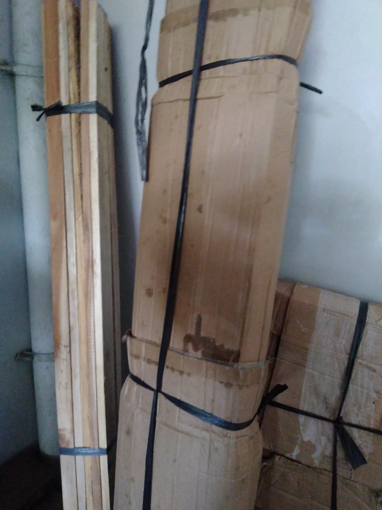 Dipan Jati Minimalis Ukiran Motif Donat