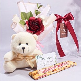 

hampers buket bunga kado ulang tahun kado wisuda gift