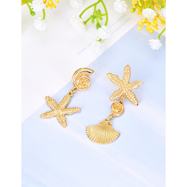 LRC Anting Tusuk Fashion Gold Alloy Asymmetric Shell Earrings F46339