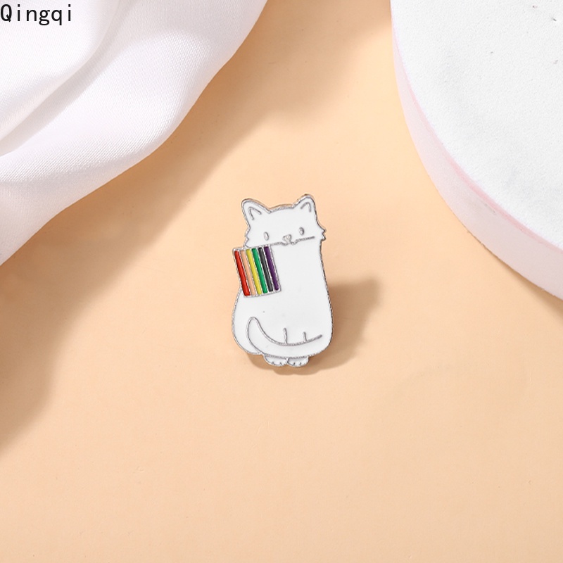 Bros Pin Enamel Desain Kartun Hewan Kucing Bendera Untuk Koleksi Pakaian