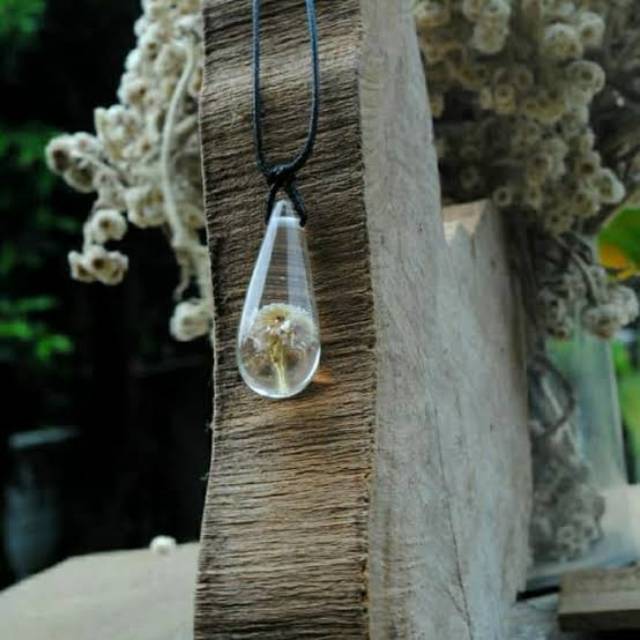 Kalung resin edelweiss handemade