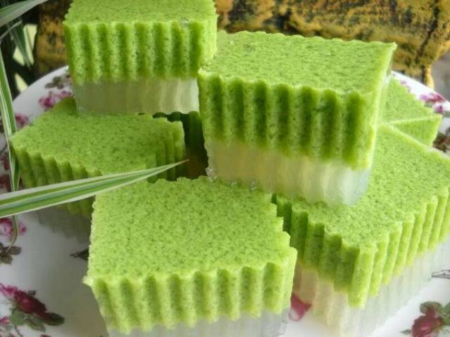 Pisau acar gerigi irisan wortel puding gelombang