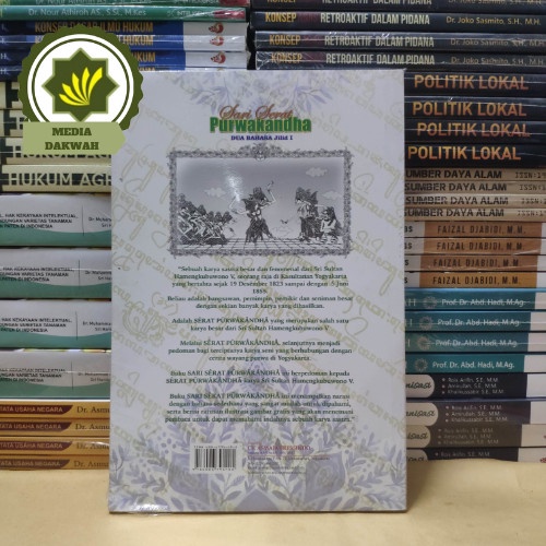 

HOT SALE!!! BUKU SARI SERAT PURWAKANDHA DUA BAHASA JILID 1 KARYA HAMENGKUBUWONO V TERMURAH