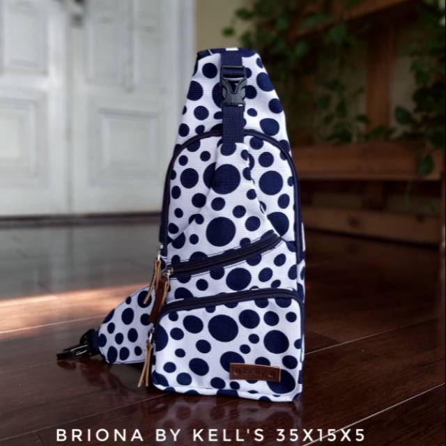 Tas Slempang Briona Polka by. kells marllon