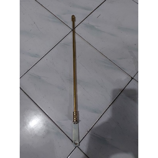 Tiang bendera kuning sepeda ontel