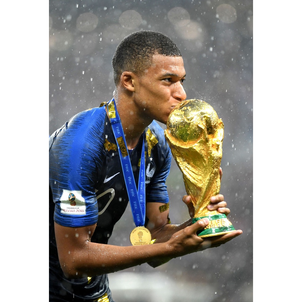 POSTER KYLIAN MBAPPE PARIS SAINT GERMAN TERBARU