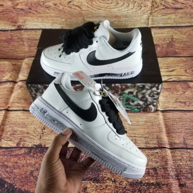 SEPATU UNISEX NIKE AIR FORCE 1 X G DRAGON PEACEMINUSONE