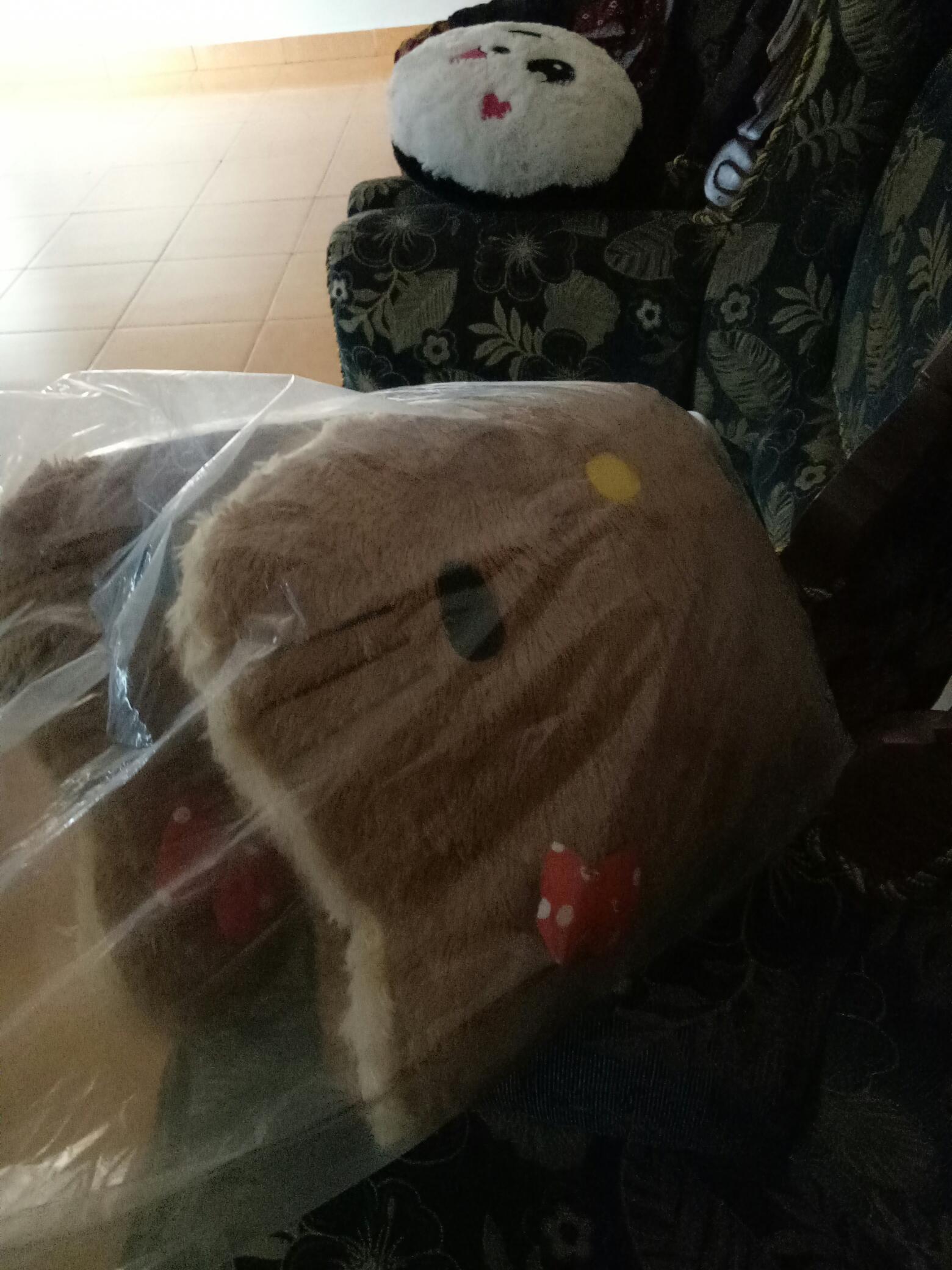 Bantal  Hello Kitty Full Coklat