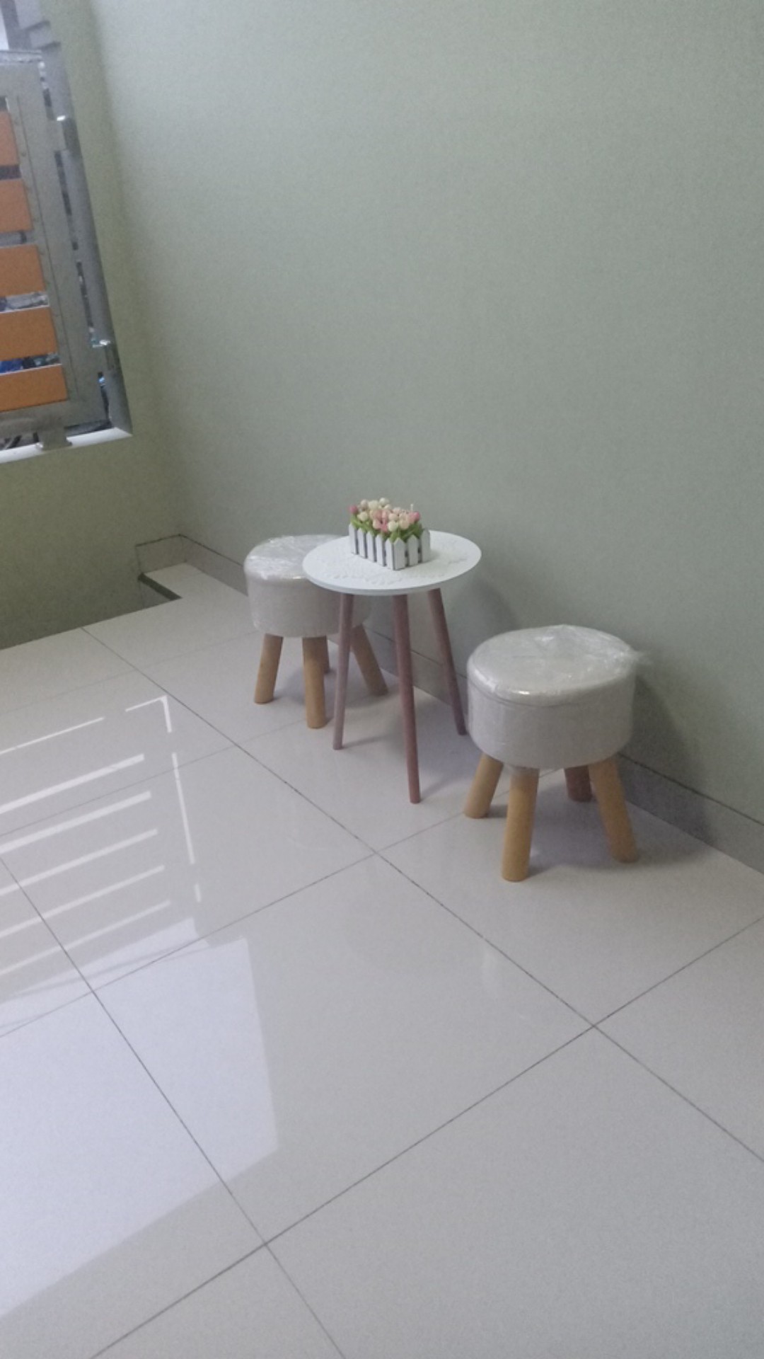 Vas Pagar Kayu Dan Bunga Mawar Lotus Artificial Shabby  Home Decoration