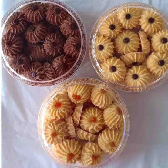 

Kue Kering Kanjeng Mami