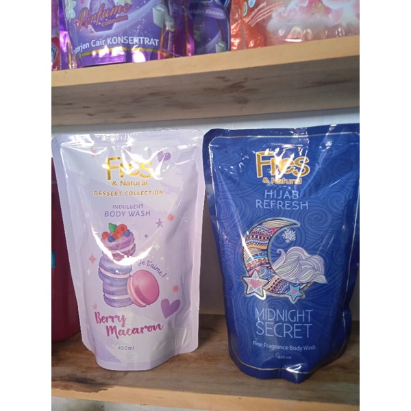 Sabun mandi sabun cair body wash FRES & NATURAL refill 450ml