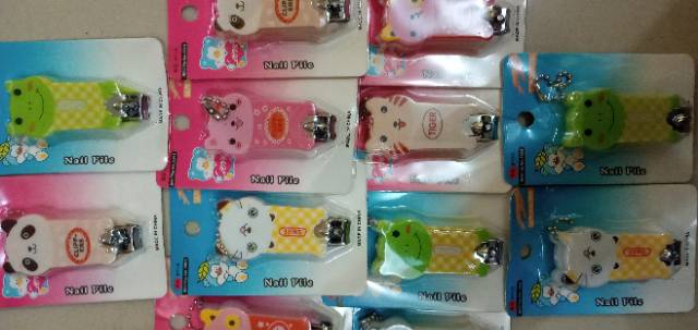 SALE STOCK Gunting Kuku Key Chains Karakter Random