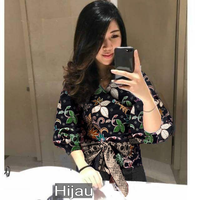 Modern   Blouse kimono batik prada