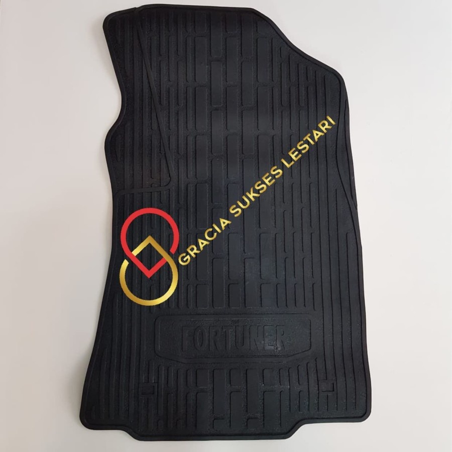 Karpet Karet Mobil Toyota Fortuner Full Set