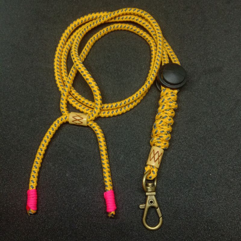 

lanyard Paracord pengunci lobi