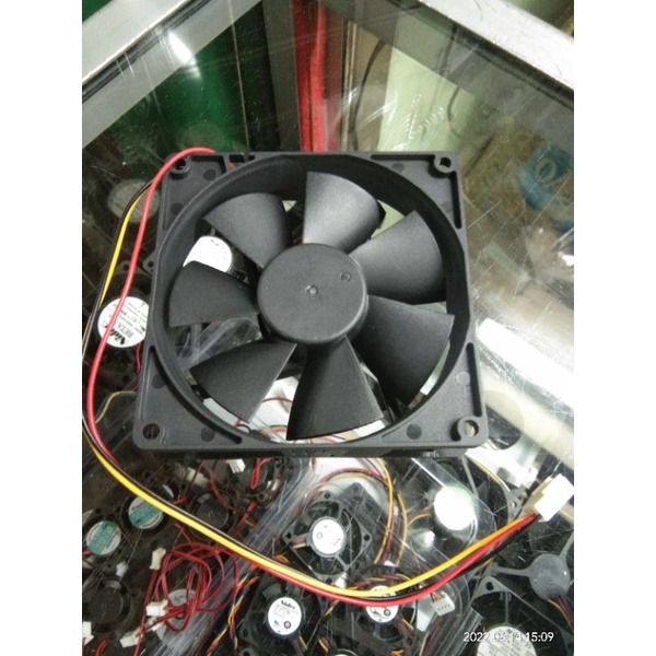 Fan DC 24V merek NMB MAT ukuran 9cm x 9cm x 2,5cm