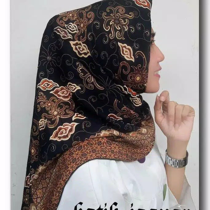 Siara Hijab segi empat square kerudung batik sutera wanita
