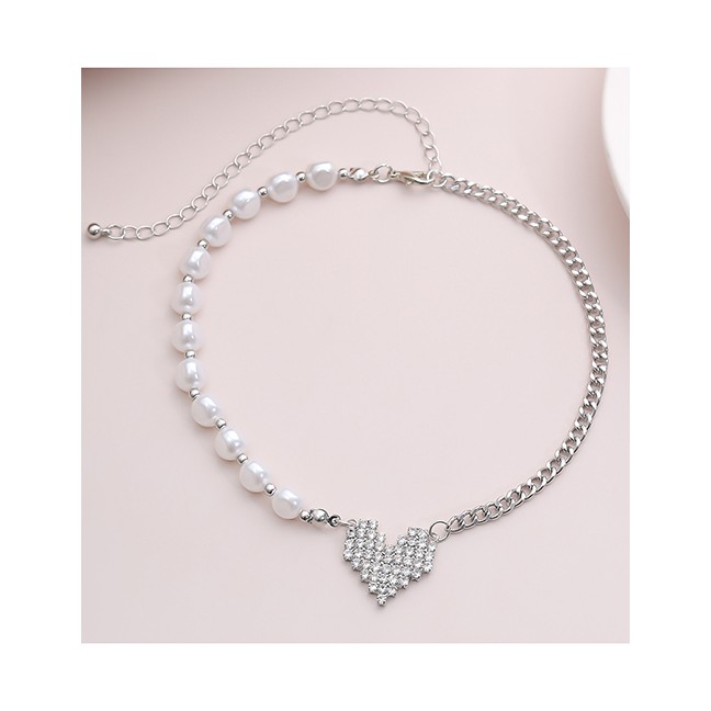 LRC Kalung Wanita Fashion White K Imitation Pearl Love Diamond Asymmetric Necklace K43471